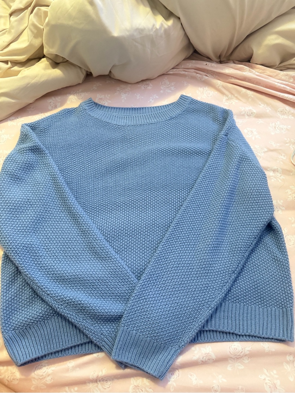 H&M Cornflower Blue Textured Knit Crewneck Sweater - Size Xs but fits as a small